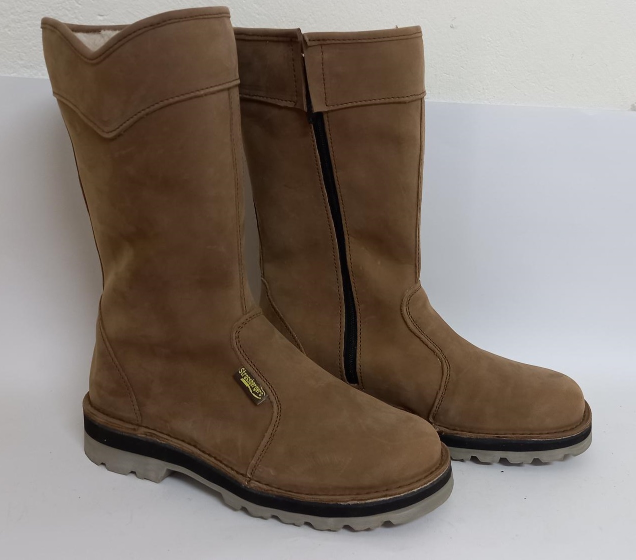 Hennie — Men’s Boots